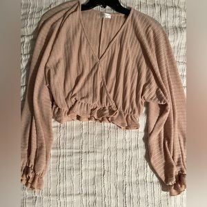 Long sleeve, cinched waist blouse